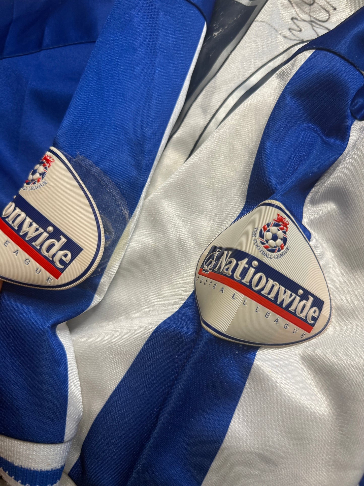 Brighton and Hove Albion 2003/05 Matchworn and Signed Home 'Oatway 10' (XL)