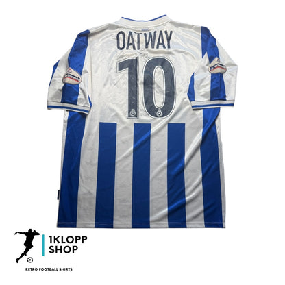Brighton and Hove Albion 2003/05 Matchworn and Signed Home 'Oatway 10' (XL)