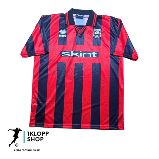 Brighton and Hove Albion 1999/00 Away Signed (XXL)